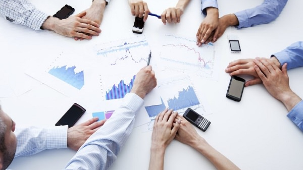 Điều kiện kinh doanh theo pháp luật Việt Nam hiện hành và đề xuất giải pháp cải thiện