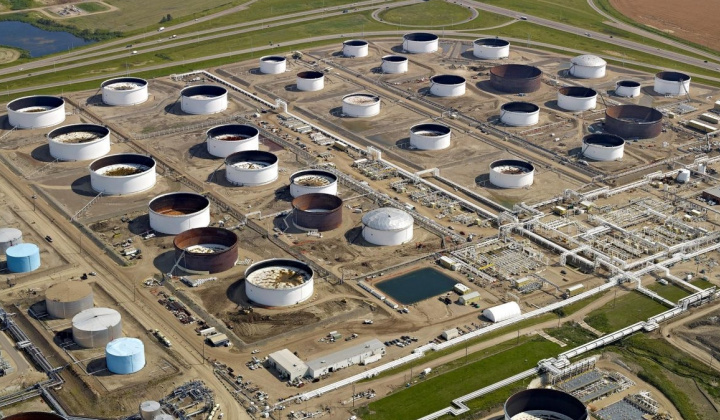 Giá xăng dầu hôm nay 25/2: Khôi phục trở lại khi lệnh trừng phạt mới của Mỹ với Iran gây lo ngại về nguồn cung