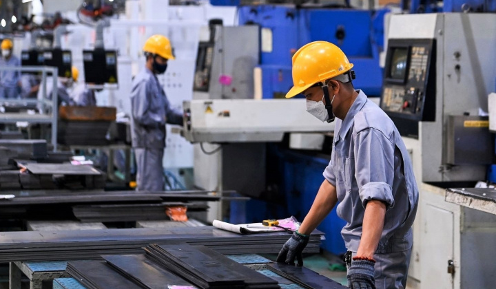 Sản xuất công nghiệp tháng 01/2025 tăng nhẹ so với cùng kỳ năm trước