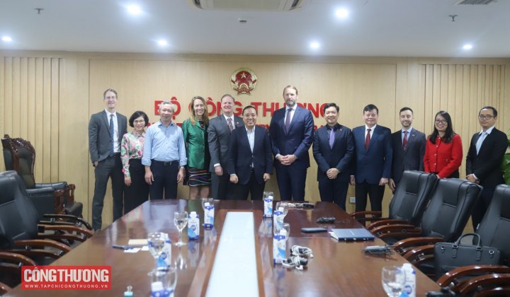 Pacifico Energy mong muốn hợp tác triển khai các dự án điện gió ngoài khơi tại Việt Nam