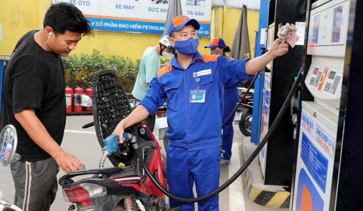 Giá xăng dầu hôm nay 13/3: Giảm sâu trong 3 kỳ điều hành liên tiếp
