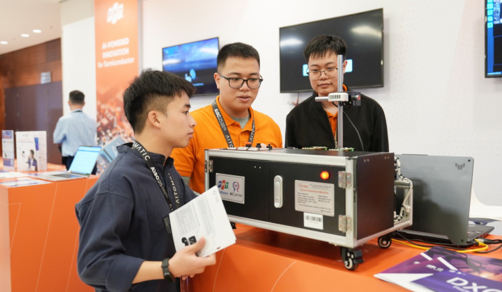 Tập đoàn FPT mang công nghệ AI và bán dẫn tiên tiến đến triển lãm AISC 2025