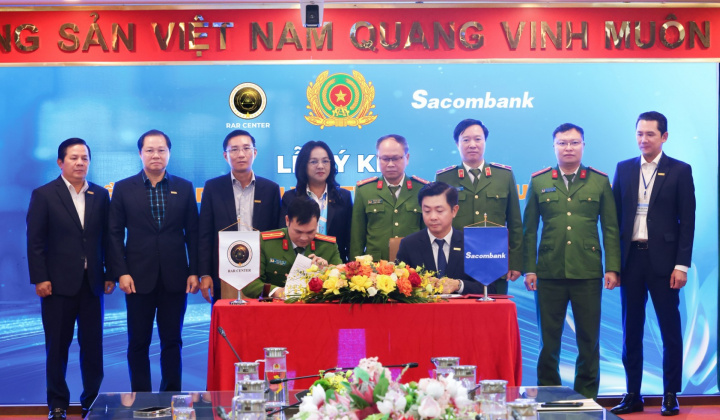 Ngân hàng Sacombank và Trung tâm RAR - Bộ Công an ký kết dịch vụ xác thực điện tử