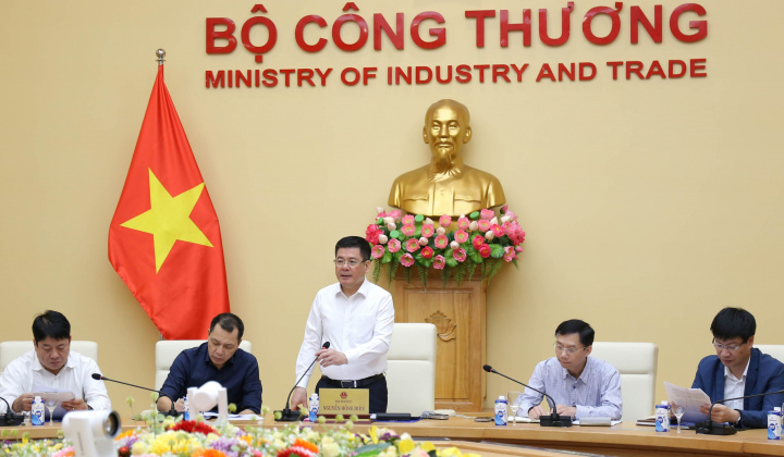 Bộ trưởng Nguyễn Hồng Diên chủ trì cuộc họp với các địa phương về thực hiện Dự án Đường dây 500 kV Lào Cai - Vĩnh Yên