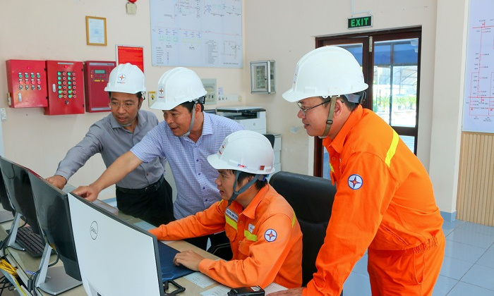 Truyền tải điện 3 sẵn sàng các phương án đảm bảo vận hành an toàn, hiệu quả mùa khô