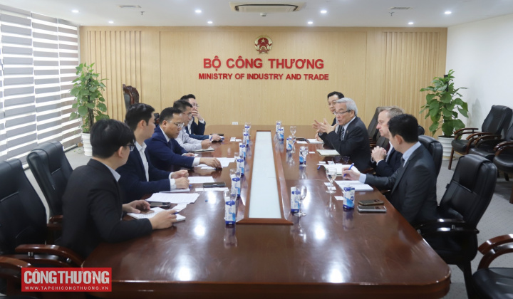 Tập đoàn tư vấn Anh lạc quan về dư địa phát triển năng lượng tái tạo của Việt Nam