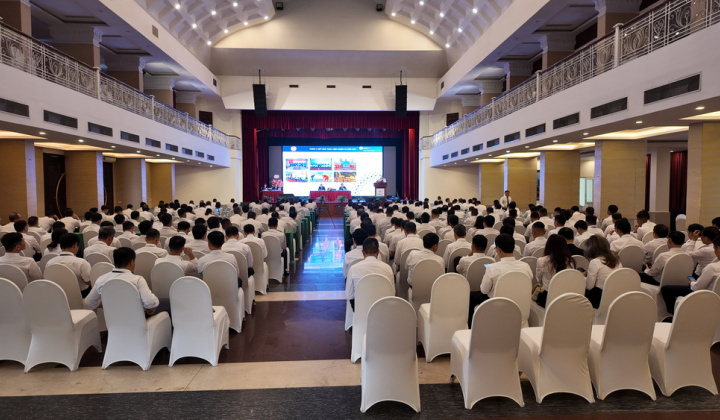 Công ty Truyền tải điện 1: Lấy sức mạnh dân chủ và đoàn kết tạo động lực thành công