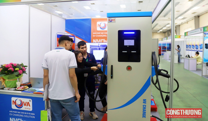 Đẩy mạnh hợp tác phát triển năng lượng tái tạo hiệu quả trong khu vực và quốc tế