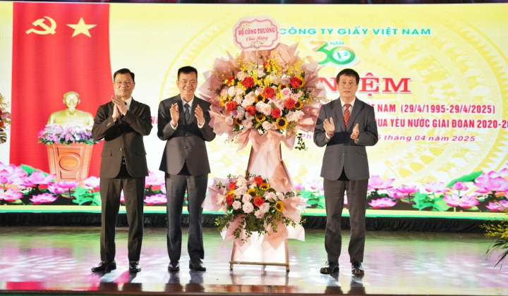 Tổng công ty Giấy Việt Nam chung sức đồng lòng viết tiếp những trang sử mới