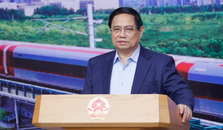 Thủ tướng: Khẩn trương trình Quốc hội các cơ chế đặc thù thống nhất cho tất cả các dự án đường sắt