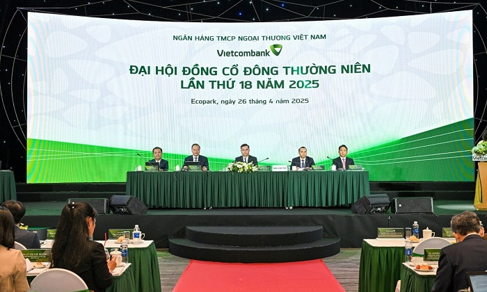 Vietcombank thông qua kế hoạch phát hành 543,1 triệu cổ phiếu riêng lẻ, bầu bổ sung thành viên HĐQT, Ban Kiểm soát