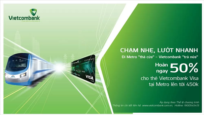 Chào mừng 50 năm Thống nhất đất nước, Vietcombank hoàn 50% vé Metro tới 450.000 đồng.