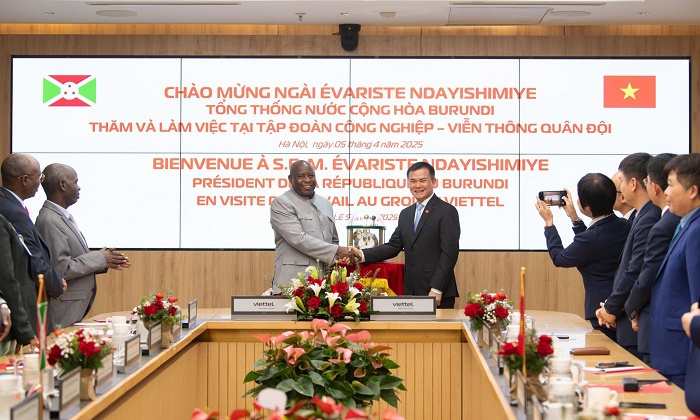 Tổng thống Cộng hòa Burundi thăm và làm việc tại Tập đoàn Viettel
