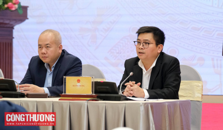 Chính phủ đang tích cực tiếp xúc và đàm phán với Hoa Kỳ