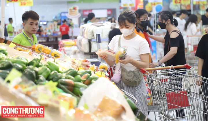 CPI tháng 3/2025 giảm nhẹ so với tháng trước do giá xăng dầu, giá lương thực giảm