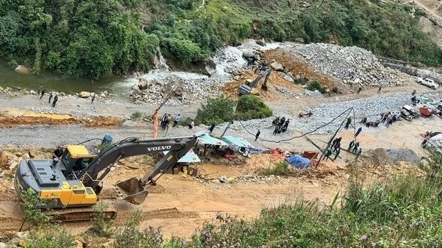 Thủ tướng: Khẩn trương khắc phục hậu quả sự cố sạt lở tại công trường thủy điện ở Lai Châu