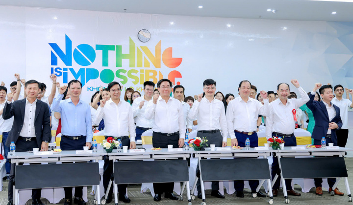 Tập đoàn CNCTech: Phát động phong trào thi đua “CNCers yêu nước - Hội nhập quốc tế”