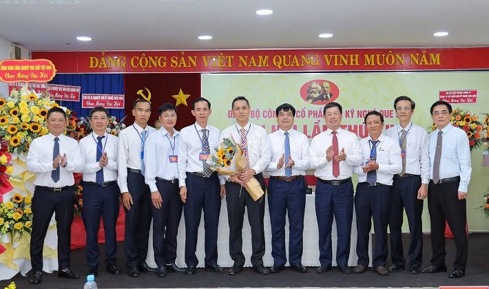 Đại hội Đảng bộ Công ty CP Hơi kỹ nghệ Que hàn lần thứ XIV, nhiệm kỳ 2025-2030: Nỗ lực vượt khó, vững bước trên hành trình mới