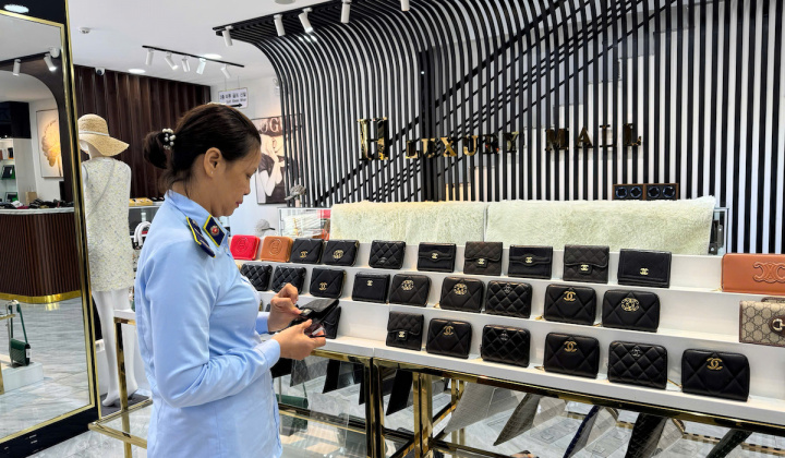 Đà Nẵng: Đẩy mạnh kiểm tra, kiểm soát trong đợt cao điểm ngăn chặn buôn lậu, gian lận thương mại, hàng giả