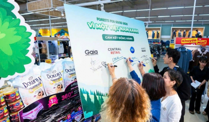 P&G Việt Nam và Central Retail Việt Nam phát động chương trình trồng rừng năm 2025