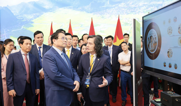 Tổng đài đa kênh thông minh của LPBank tạo dấu ấn nổi bật tại sự kiện Chuyển đổi số ngành Ngân hàng 2025