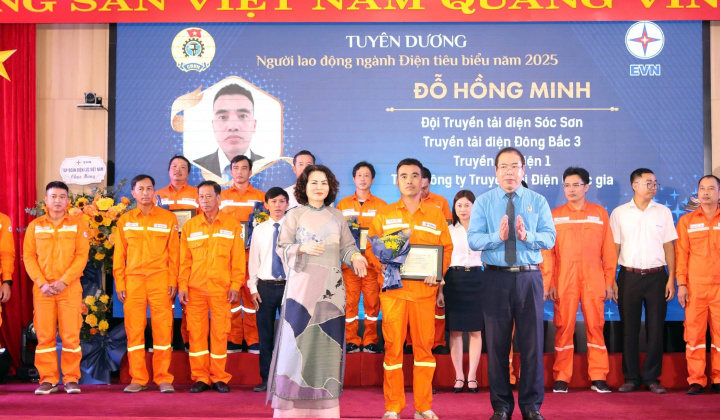 Công nhân ngành Điện tiêu biểu của Truyền tải điện 1