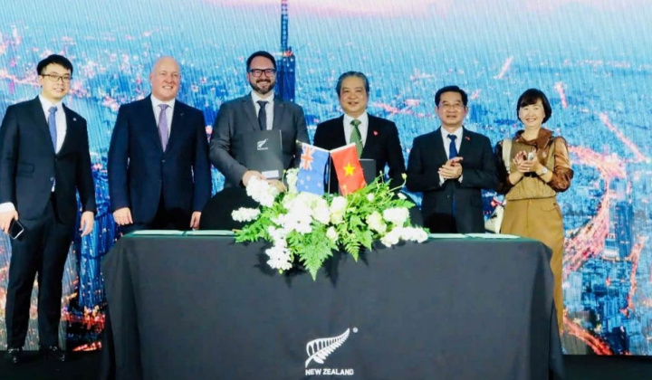 Sữa Quốc tế LOF (IDP) hợp tác với “ông lớn” New Zealand sản xuất sữa chuẩn châu Âu