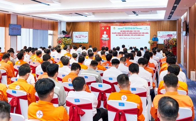EVNGENCO3 biểu dương 38 gương điển hình tiên tiến, 42 người lao động ngành Điện tiêu biểu năm 2025