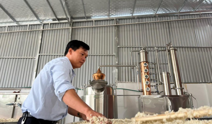 Trình tự, thủ tục cấp Giấy phép sản xuất, bán lẻ rượu áp dụng từ 1/7/2025