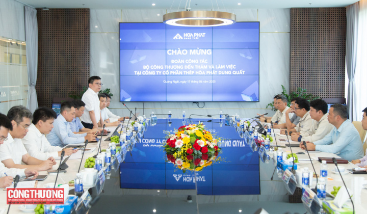 Thứ trưởng Trương Thanh Hoài làm việc với Công ty Cổ phần Thép Hòa Phát Dung Quất