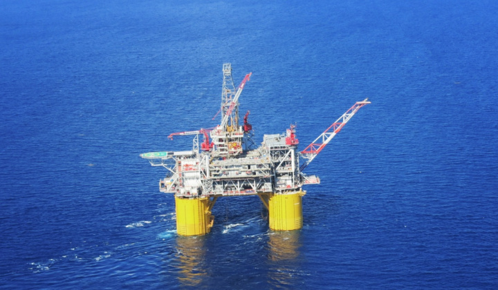 Giá xăng dầu hôm nay 21/6: Kết thúc tuần ở mức 77 USD/thùng