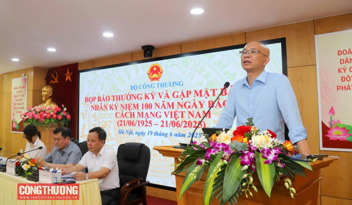 Đảm bảo tiến độ hoàn thành mục tiêu trong Chiến lược xuất nhập khẩu hàng hóa đến năm 2030