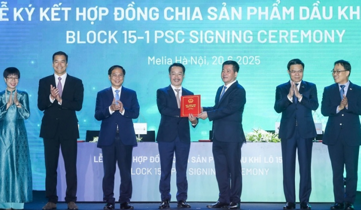 Ký kết Hợp đồng Chia sản phẩm dầu khí Lô 15-1: Góp phần đảm bảo sản lượng khai thác dầu khí quốc gia