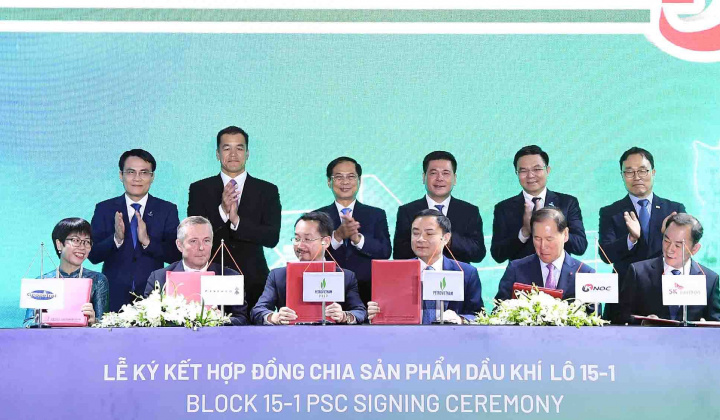 Petrovietnam và các đối tác ký hợp đồng phân chia sản phẩm Lô dầu khí 15-1