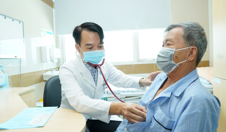 Mở rộng 4 nhóm được Nhà nước đóng bảo hiểm y tế