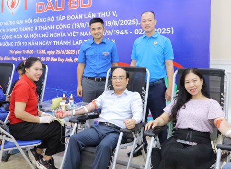 Petrolimex lan tỏa phong trào “Giọt Xăng hồng - Giọt Dầu đỏ”