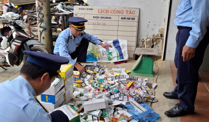 Hà Giang đẩy mạnh kiểm soát thuốc tân dược tại các chợ phiên