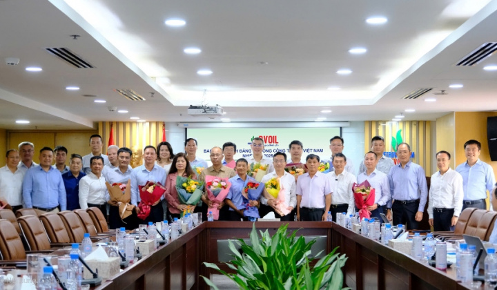 PVOIL sơ kết hoạt động 6 tháng đầu năm 2025: Vượt thách thức, tăng trưởng tích cực