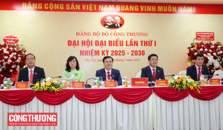 Khai mạc phiên thứ nhất Đại hội đại biểu Đảng bộ Bộ Công Thương nhiệm kỳ 2025 - 2030