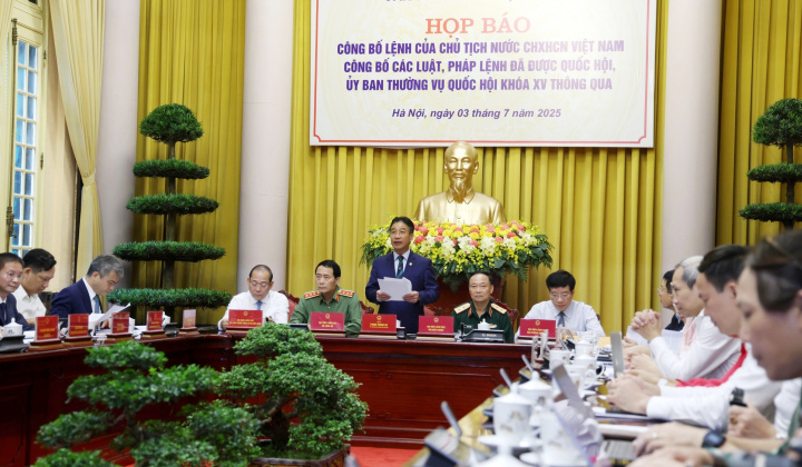 Công bố lệnh của Chủ tịch nước về 16 Luật và Pháp lệnh có hiệu lực từ 1/7/2025