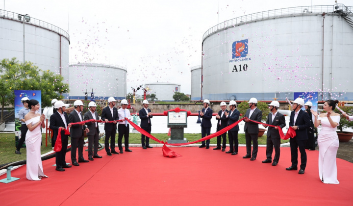Petrolimex ra mắt Nhiên liệu hàng không bền vững (SAF) chào mừng 70 năm thành lập Tập đoàn