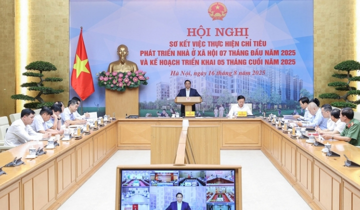 Thủ tướng: Nâng ngưỡng thu nhập được mua nhà ở xã hội theo hướng phù hợp hơn