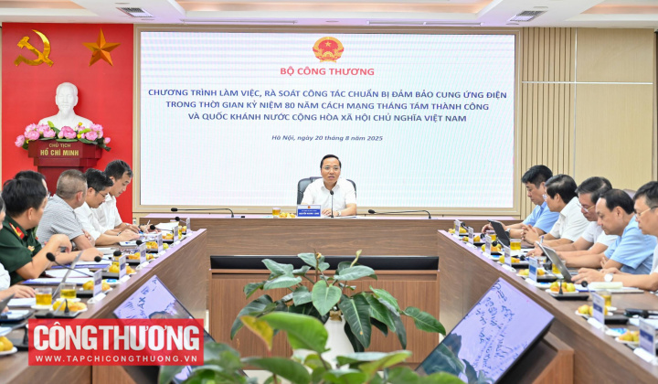 Ngành điện Hà Nội tập trung đảm bảo cung cấp điện phục vụ kỷ niệm 80 năm Cách mạng tháng Tám 19/8 và Quốc khánh 2/9