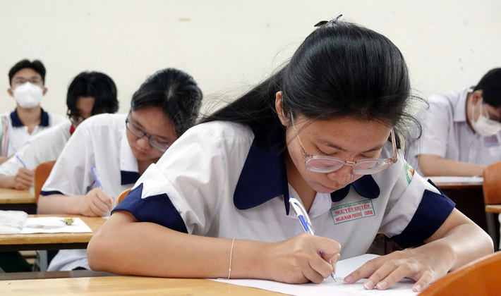 Điểm chuẩn Trường Đại học Công thương TPHCM năm 2025 cao nhất 26,5