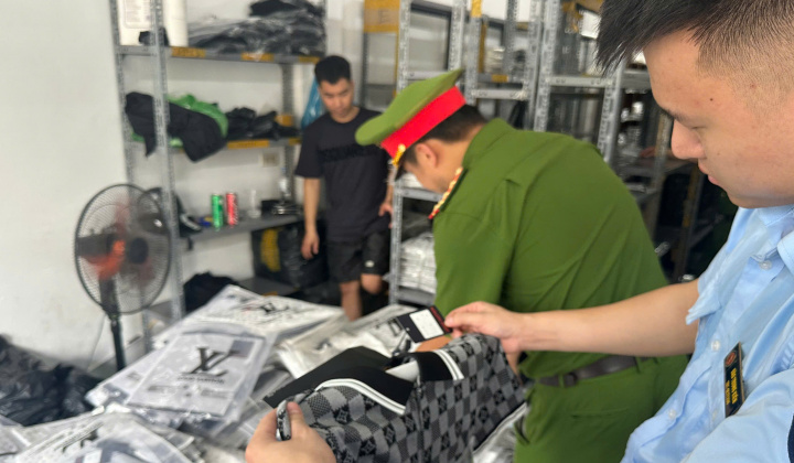 Hà Nội diệt hàng giả: Không có “vùng cấm” trong trận tuyến bảo vệ người tiêu dùng và thương hiệu Việt