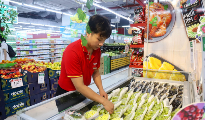 Khắc phục hậu quả bão số 5: Không để diễn ra tình trạng hàng hóa khan hiếm hay tăng giá bất thường