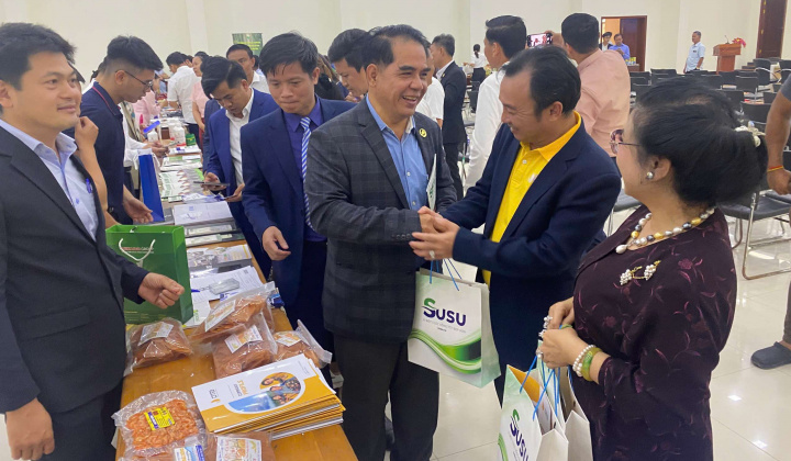 Đẩy mạnh xúc tiến thương mại Việt Nam - Campuchia, hướng tới mục tiêu đạt kim ngạch 20 tỷ USD