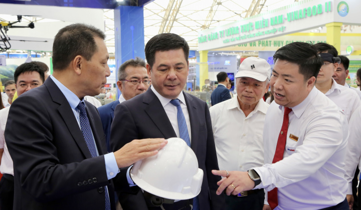 Tổng công ty Điện lực TPHCM giới thiệu các thành tựu nổi bật tại Triển lãm “80 năm hành trình Độc lập - Tự do - Hạnh phúc”