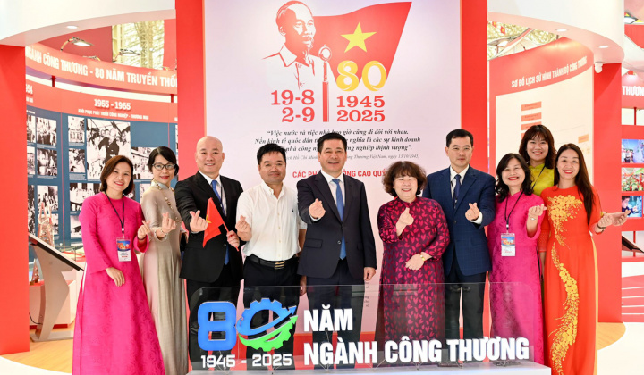 Triển lãm thành tựu ngành Công Thương ngày khai mạc