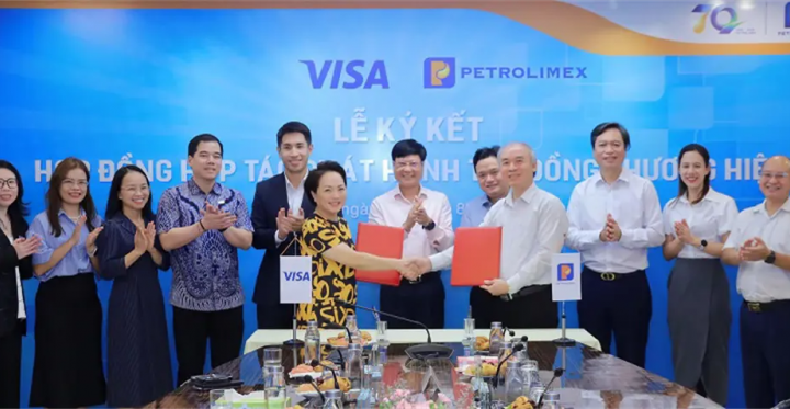 Petrolimex hợp tác cùng VISA mở rộng giải pháp thanh toán số với Thẻ đồng thương hiệu dành cho cá nhân và doanh nghiệp